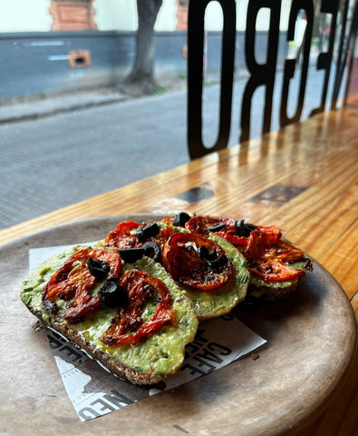 Tostada aguacate